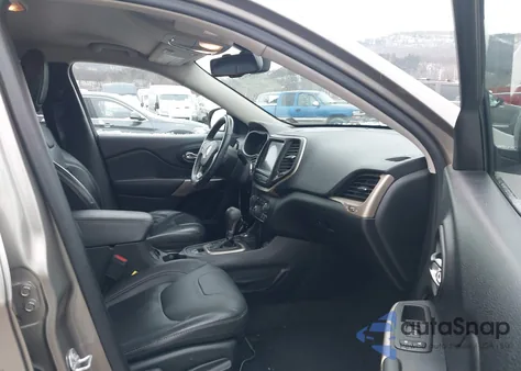 2017 Jeep Cherokee Limited 4X4 from USA, damaged, VIN 1C4PJMDB6HW657070